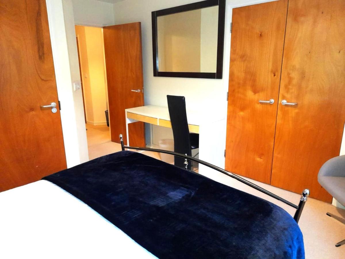 Oxford Apartment-- Free parking 2 Bedrooms-2Bathrooms-Located in Jericho Oxford close to Bus and Rail station - Housity