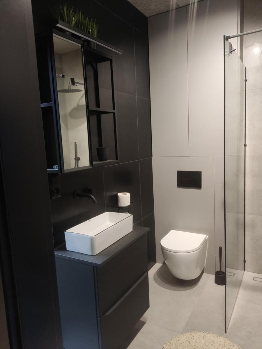 Nasza Baza wśród drzew prywatny dom z balią - jacuzzi Miedziana Góra Kielce świętokrzyskie - Housity