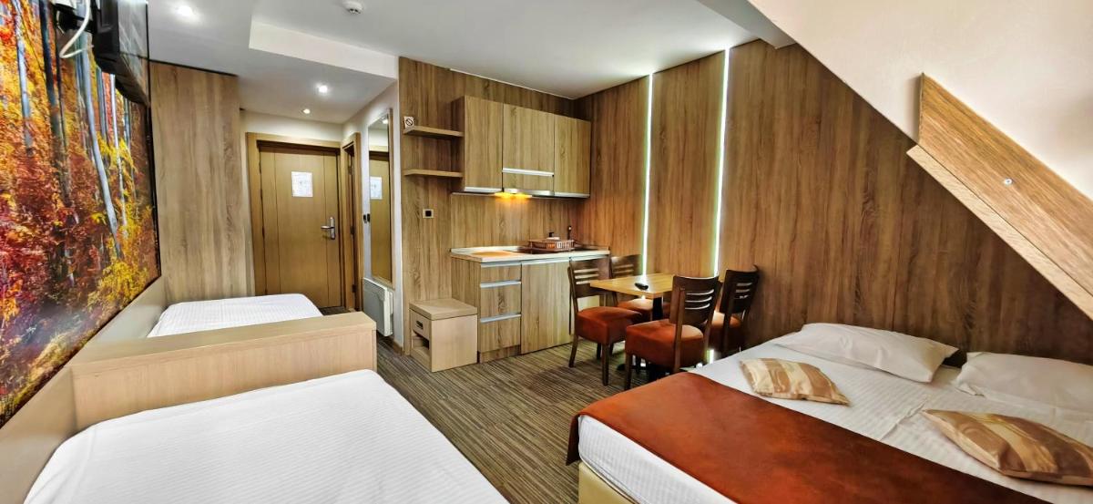 Angella KOP Konaci - Housity