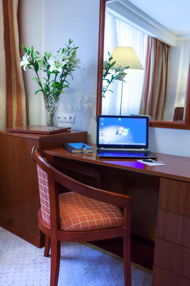 Suitetrails - El Mouradi Hotel Africa Tunis