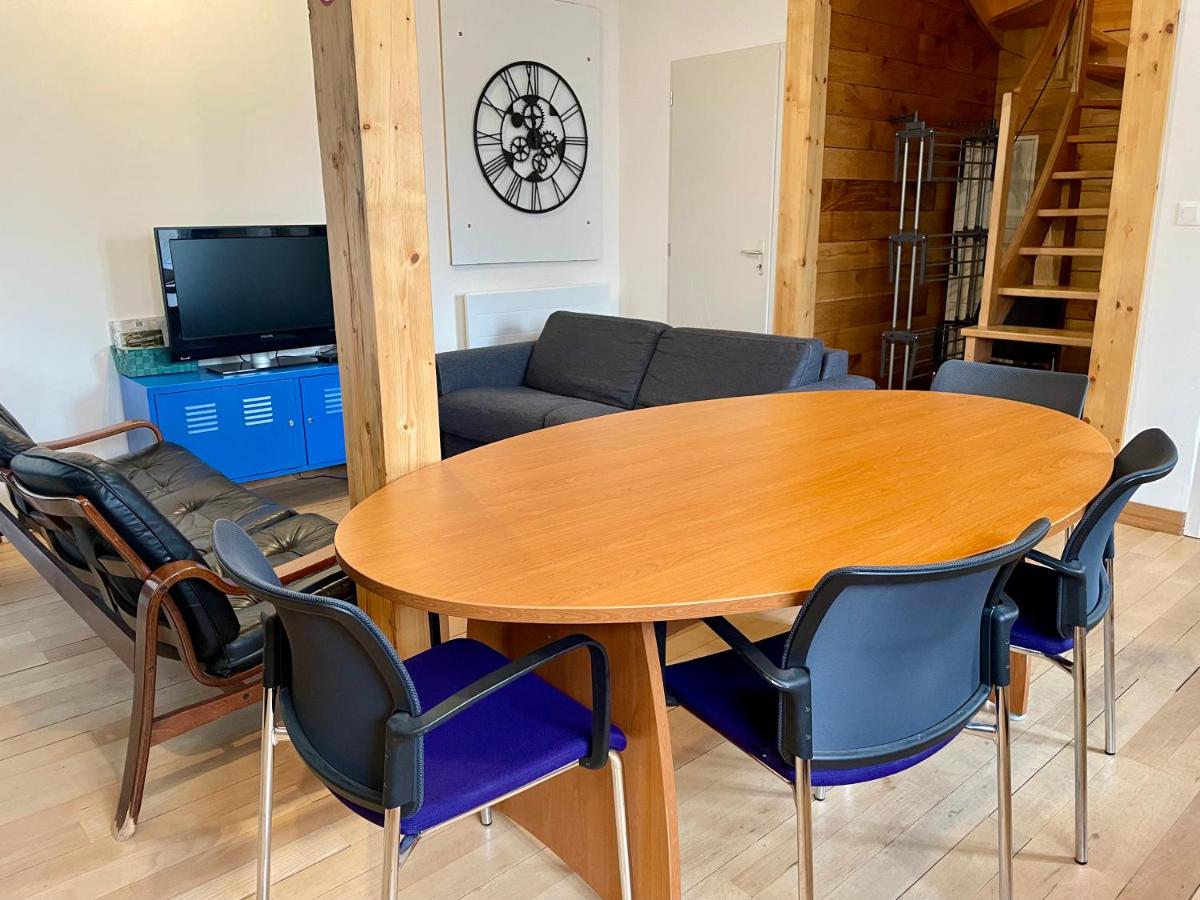 A6 Familiale avec Parking 1 Grd Chambre 3 lits 1 canap 2 à 6 personnes Wifi AMELIE - Housity