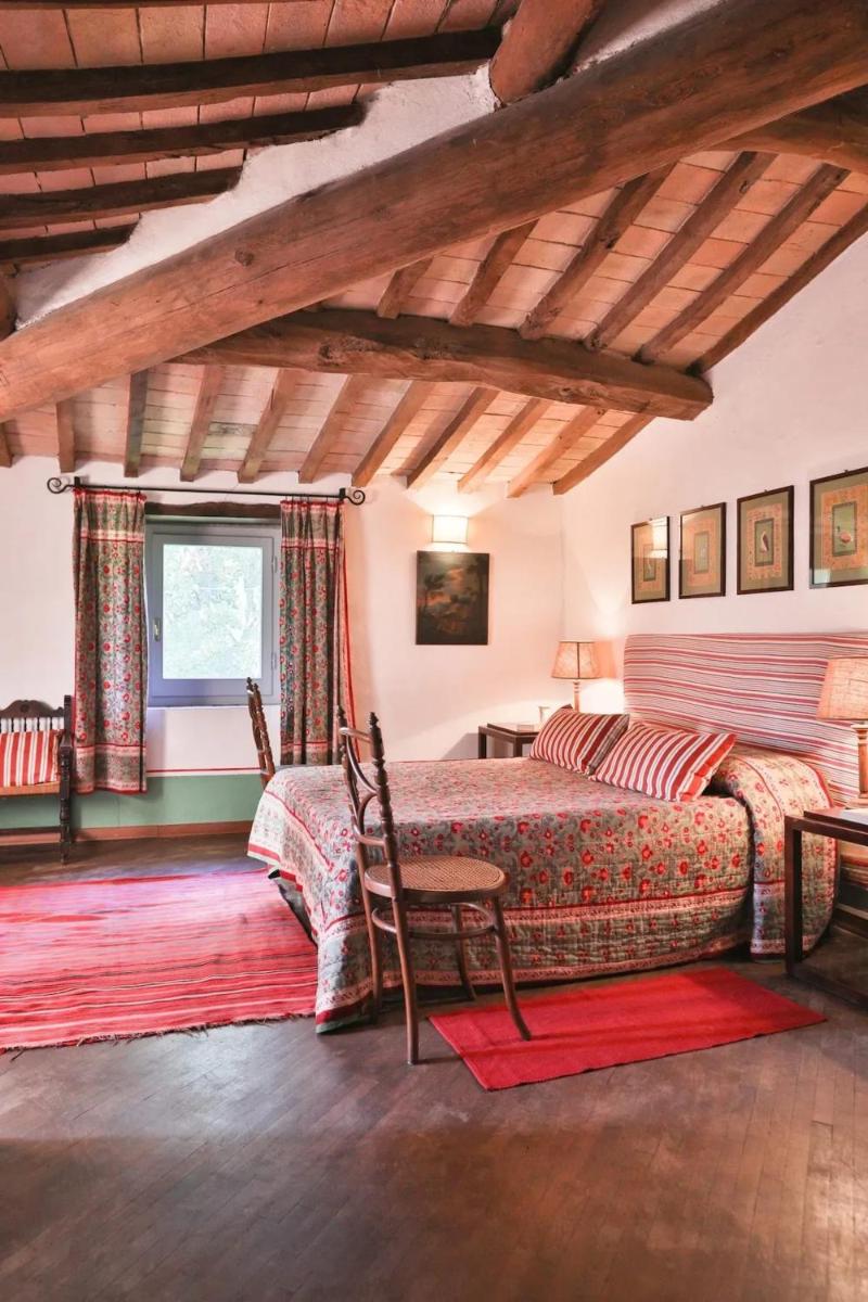 Enchanting Villa in Pieve Santo Stefano with Private Pool - Housity