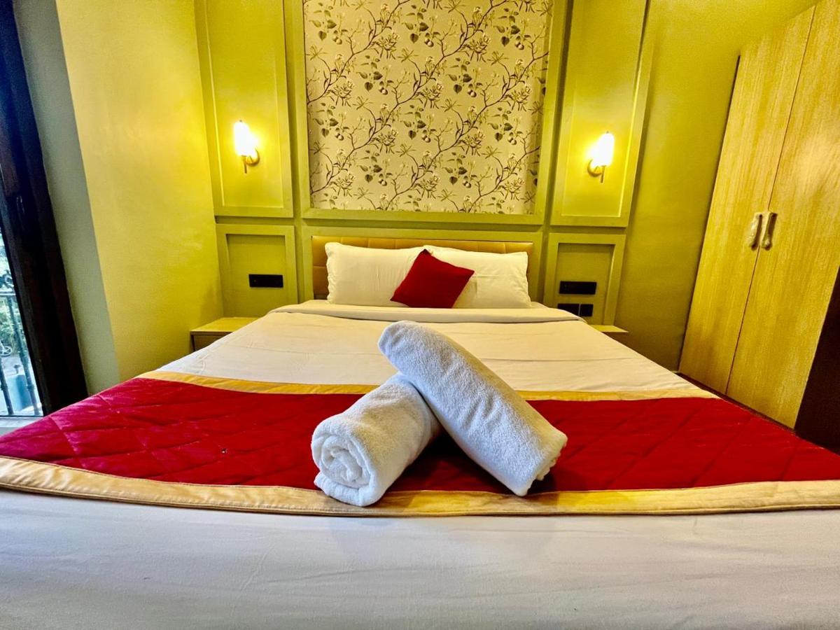 Hotel Castle Manor - Auroville Beach - Housity