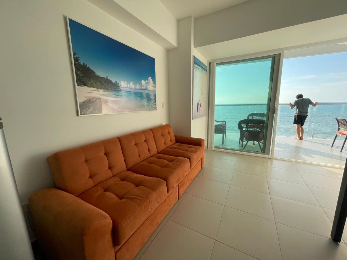 Suite frente al mar 702 - Housity