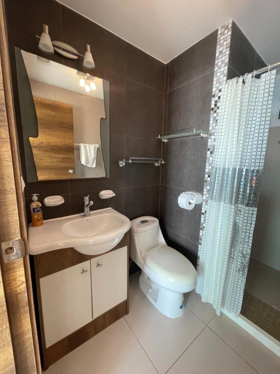 Suite frente al mar 702 - Housity