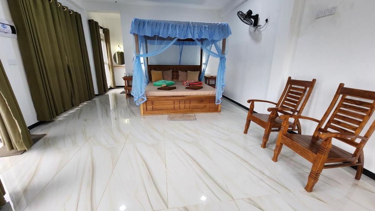 Ella Touch - Housity