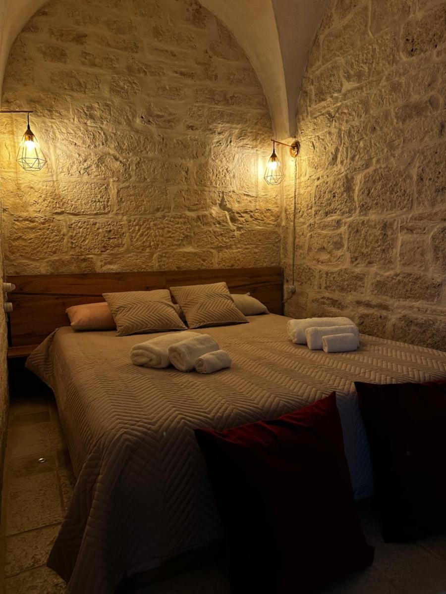 L'Arpa Bianca - Housity