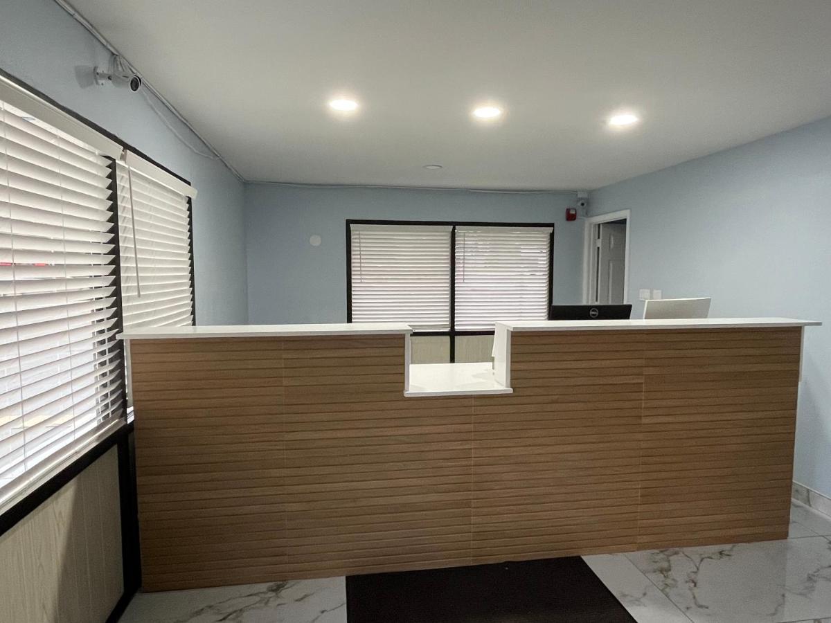 Rodeway Inn - Housity