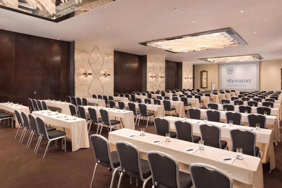 A área empresarial e/ ou a sala de conferências de Sheraton Lisboa Hotel & Spa