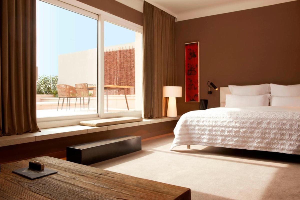 Cama o camas de una habitación en Le Meridien Barcelona