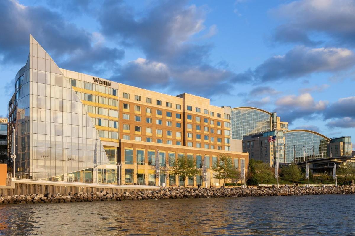 The Westin Washington National Harbor - Housity