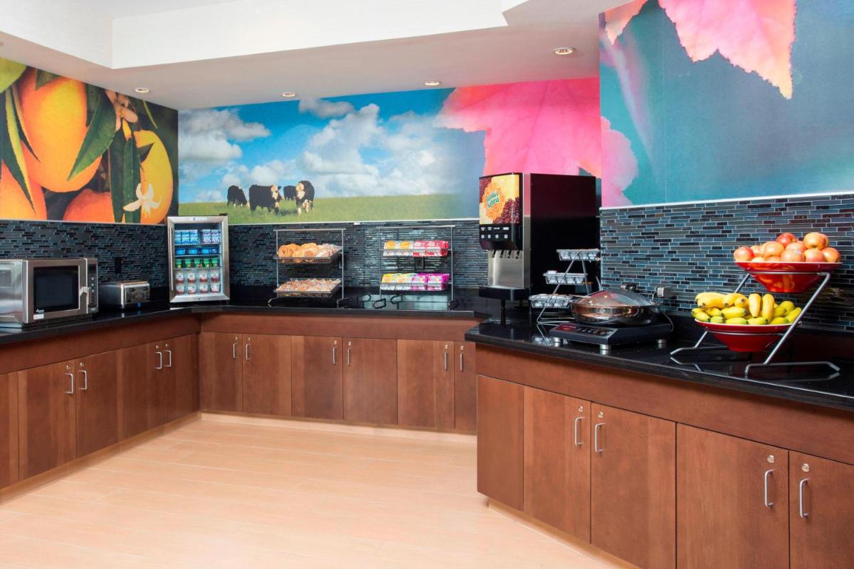 Fairfield Inn & Suites Waco South - Housity