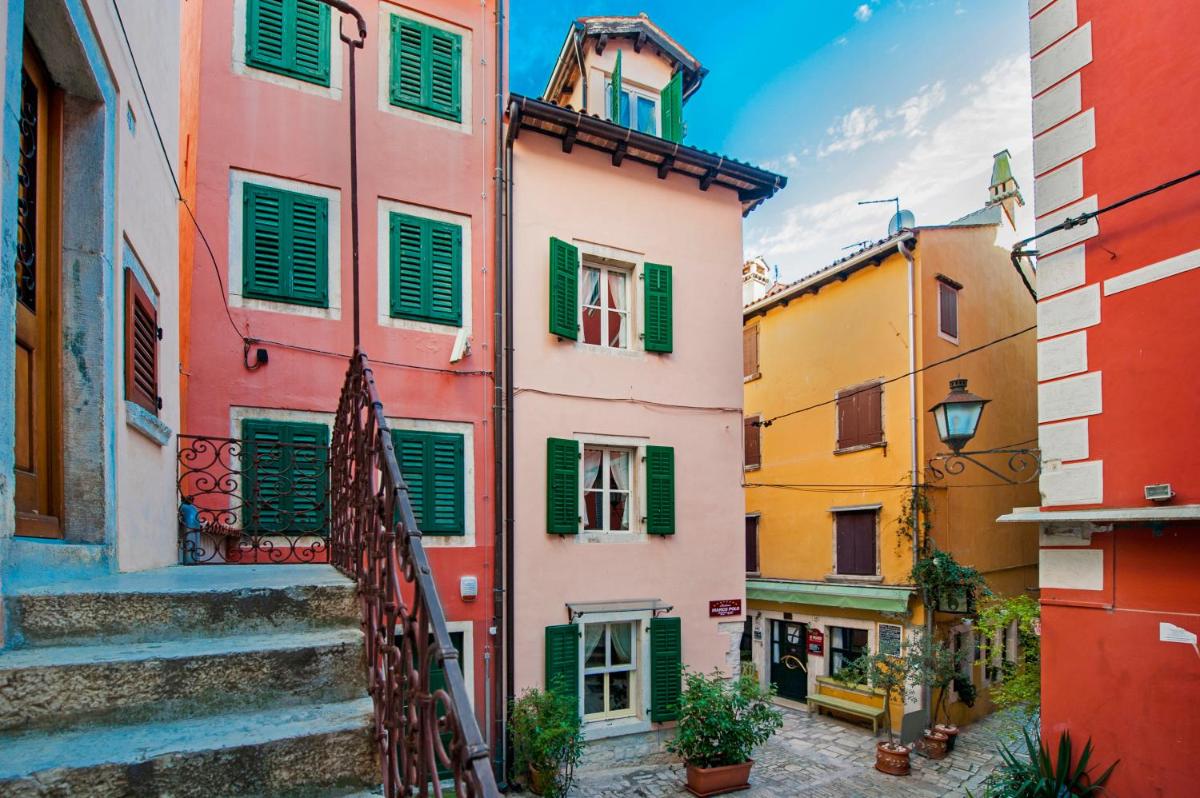 Residence MARCO POLO Centro Storico - Housity