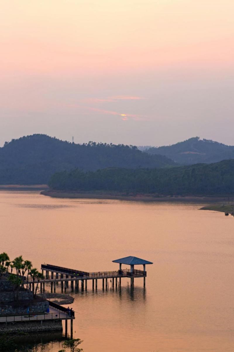 Sheraton Bailuhu Resort, Huizhou - Housity