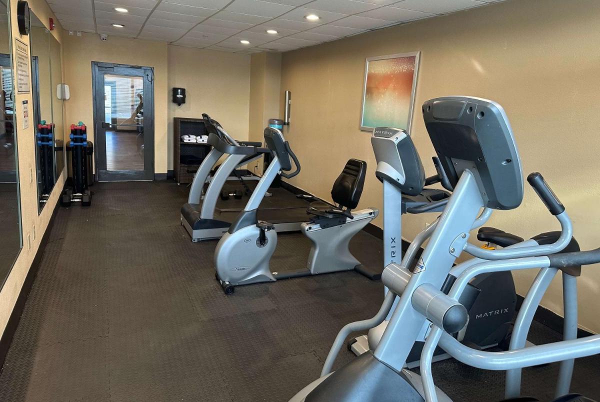 Wingate by Wyndham Harrisburg Near Hershey - Housity