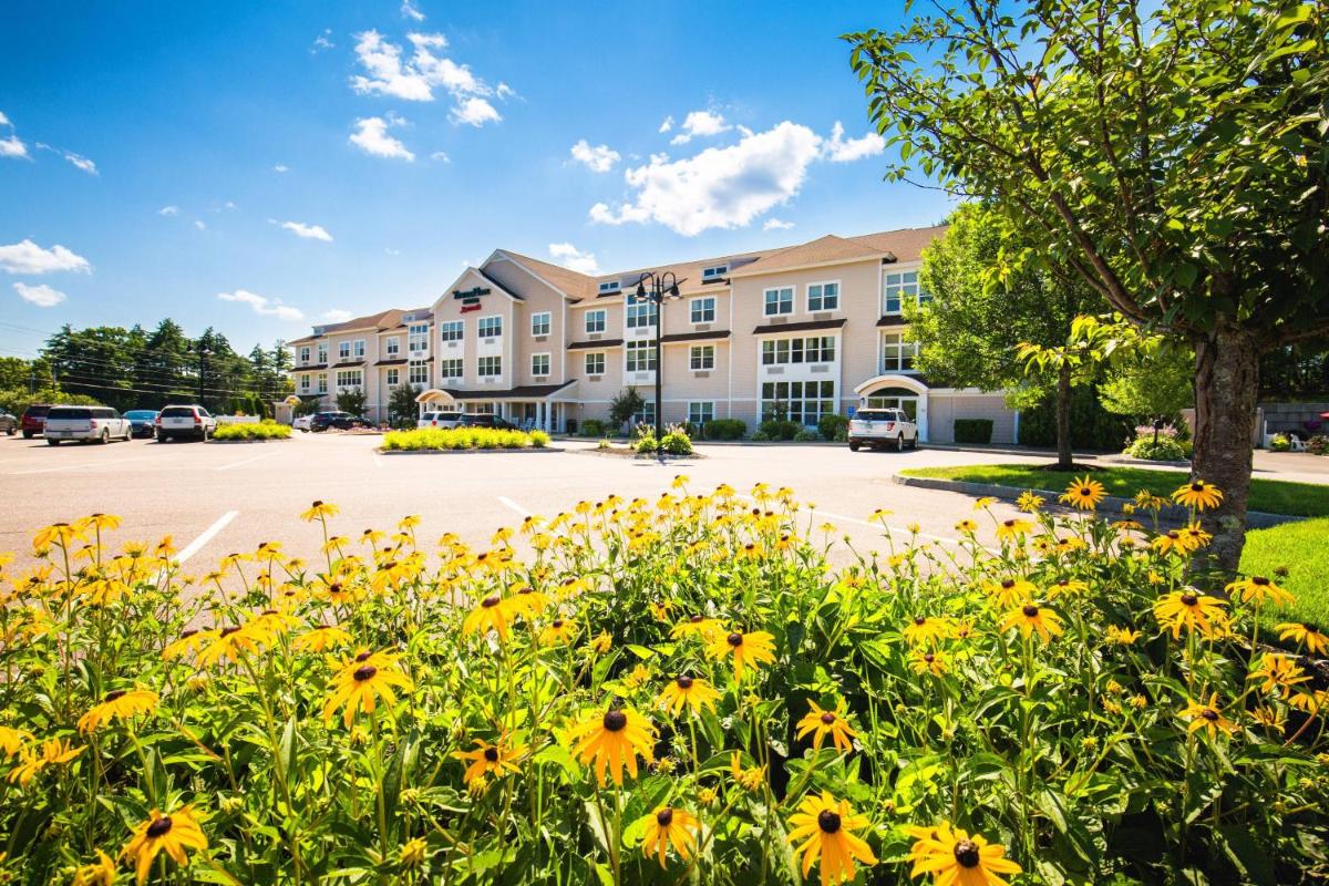 TownePlace Suites by Marriott Gilford - Housity