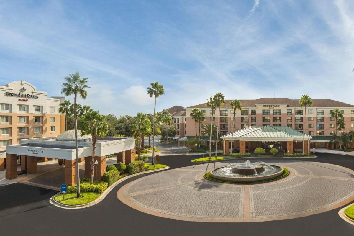 SpringHill Suites by Marriott Orlando Lake Buena Vista in Marriott Village - Housity