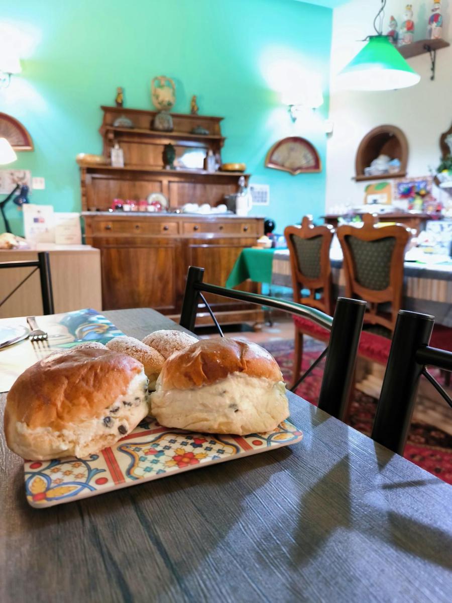Vittorio Emanuele Rooms di Prinzi - Housity