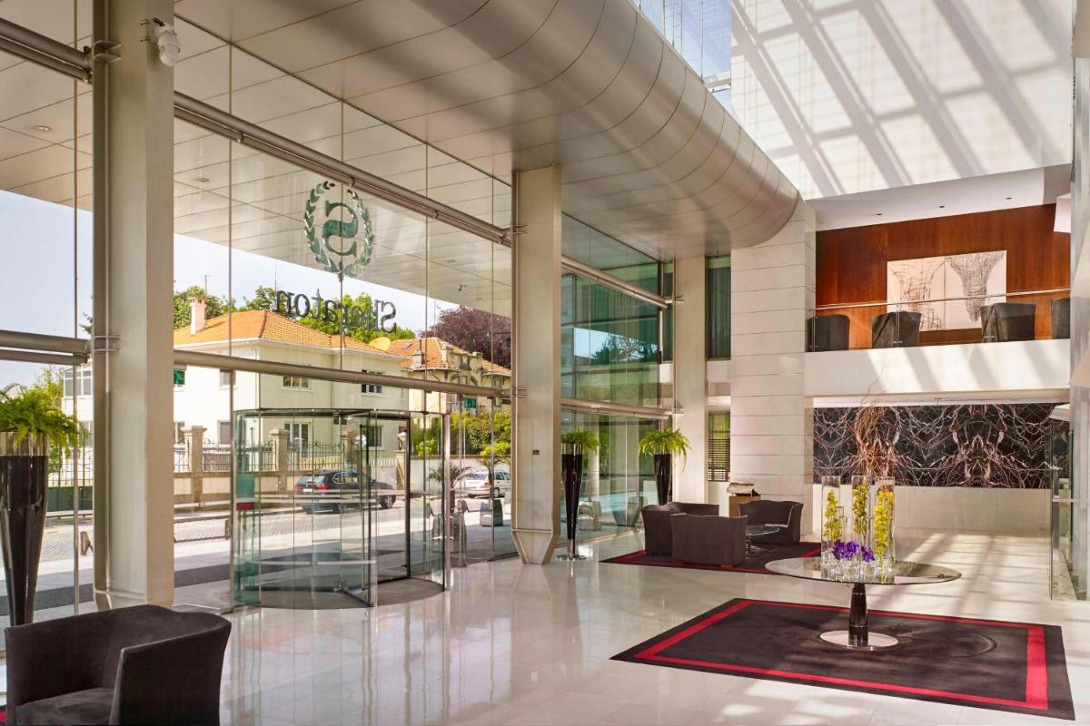 Uma área de estar em Sheraton Porto Hotel & Spa