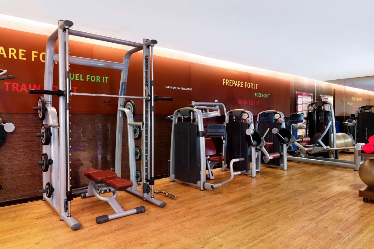O centro de fitness e/ou as comodidades de fitness de Sheraton Porto Hotel & Spa