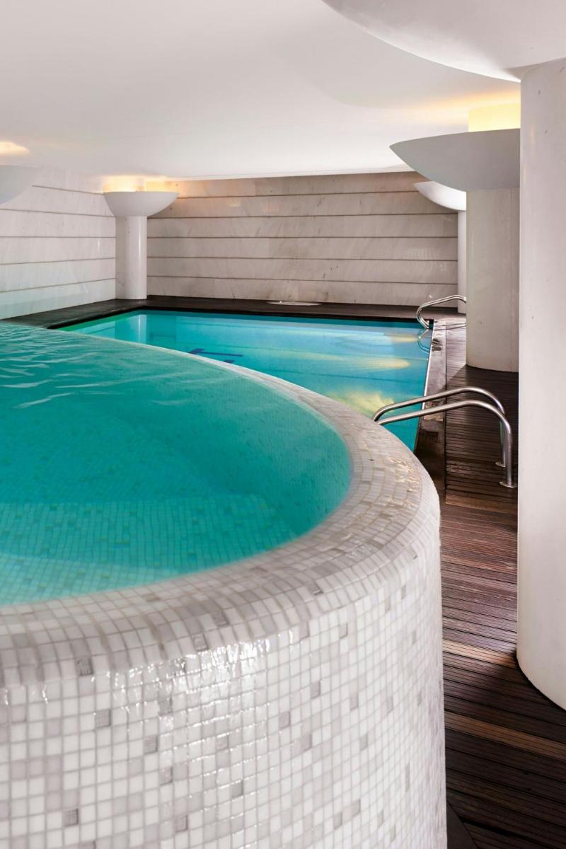 A piscina em ou perto de Sheraton Porto Hotel & Spa