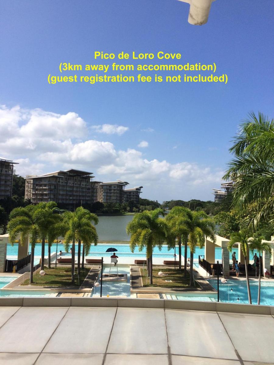 2BR townhouses good for 12pax each & NETFLIX & 100Mbps WIFI & pool resort 2min walk & 3km outside Pico de Loro Cove & Calayo Cove - with Endorsement for Pico de Loro Cove good for 7 days & Boat-Tour & Island Hopping assistance - Housity