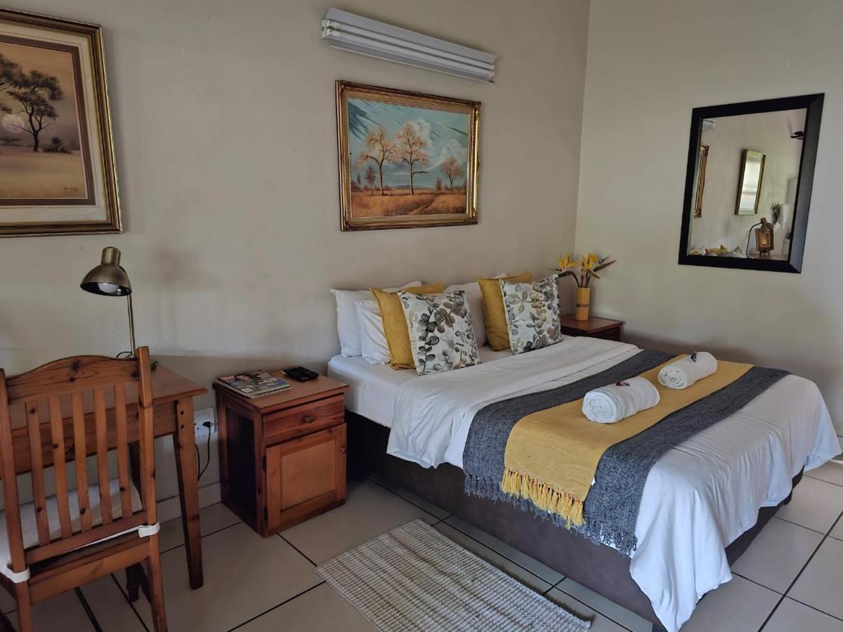 Tzaneen White House Lodge - Housity