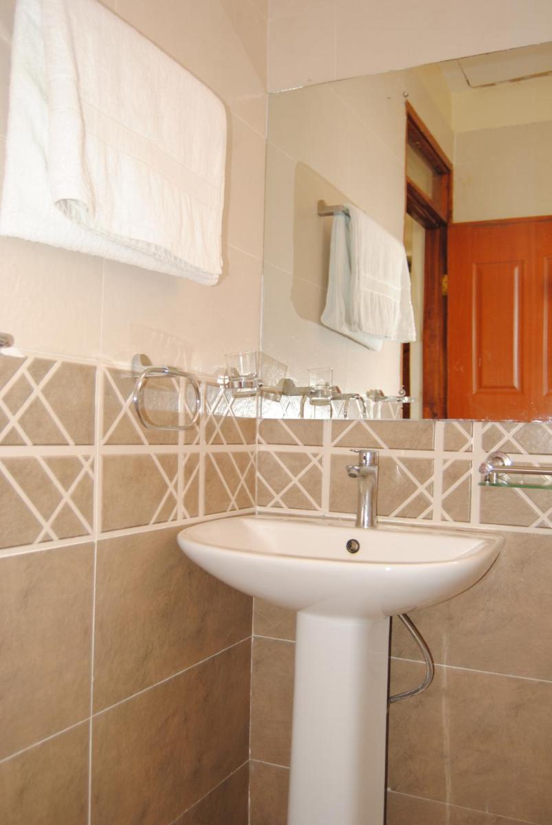 Lacienda Kitui Resort - Housity