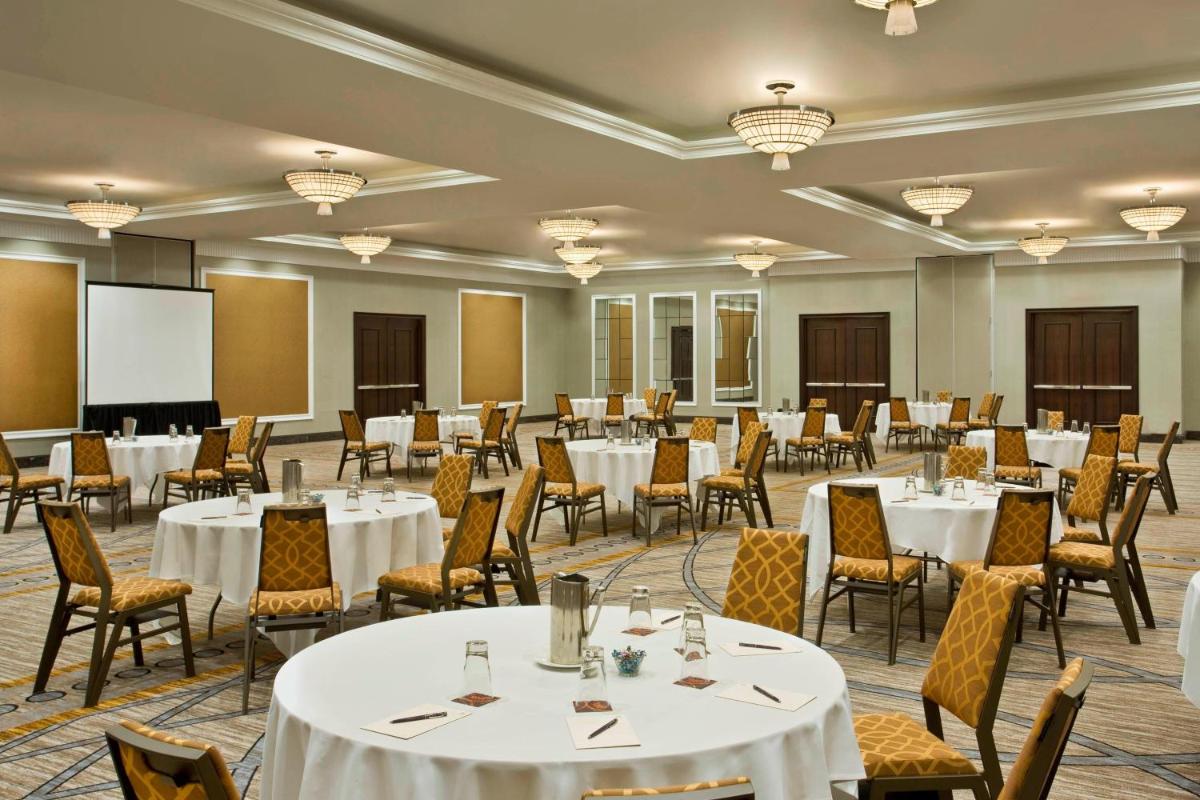 Sheraton Valley Forge King of Prussia - Housity