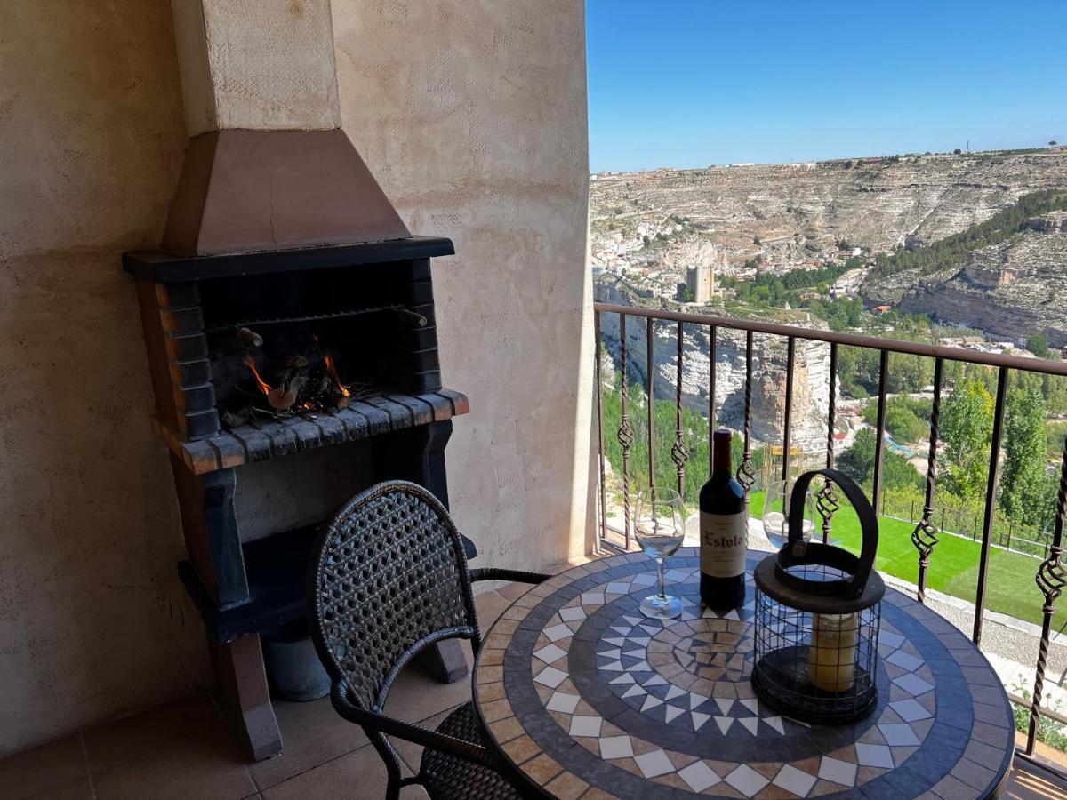 Casas Rurales Maribel - Complejo El Tejar - Apartamentos con jacuzzi en Alcalá del Júcar - Housity