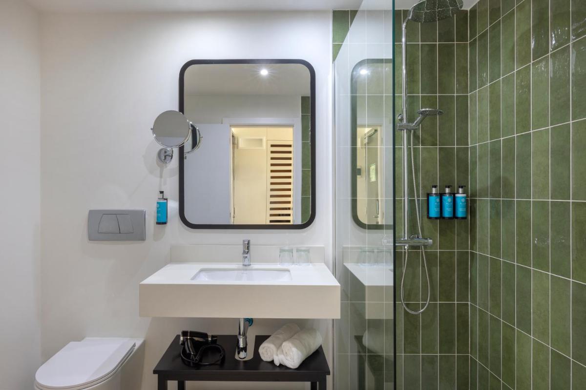 Un baño de AluaSoul Costa Adeje - Adults Only