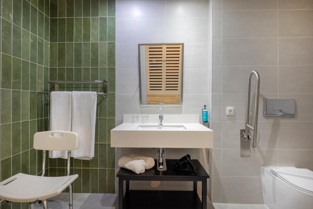 Un baño de AluaSoul Costa Adeje - Adults Only