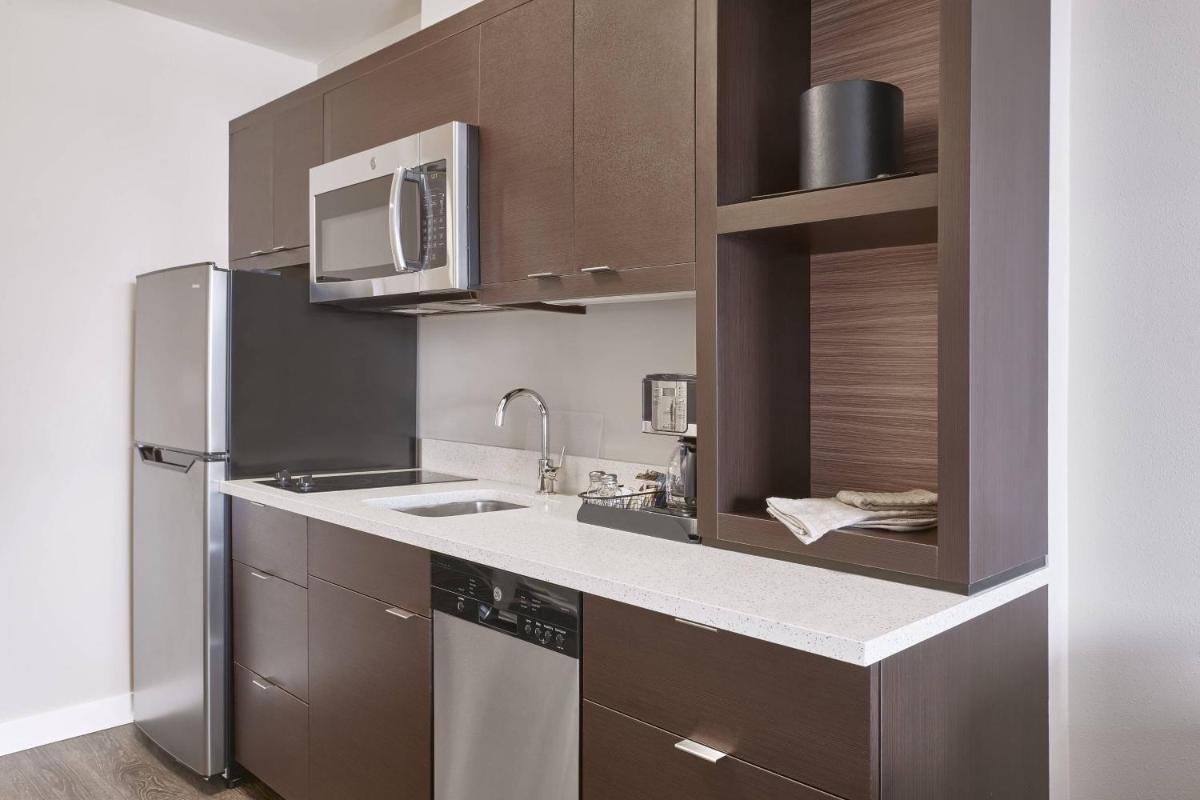 TownePlace Suites by Marriott Medicine Hat - Housity