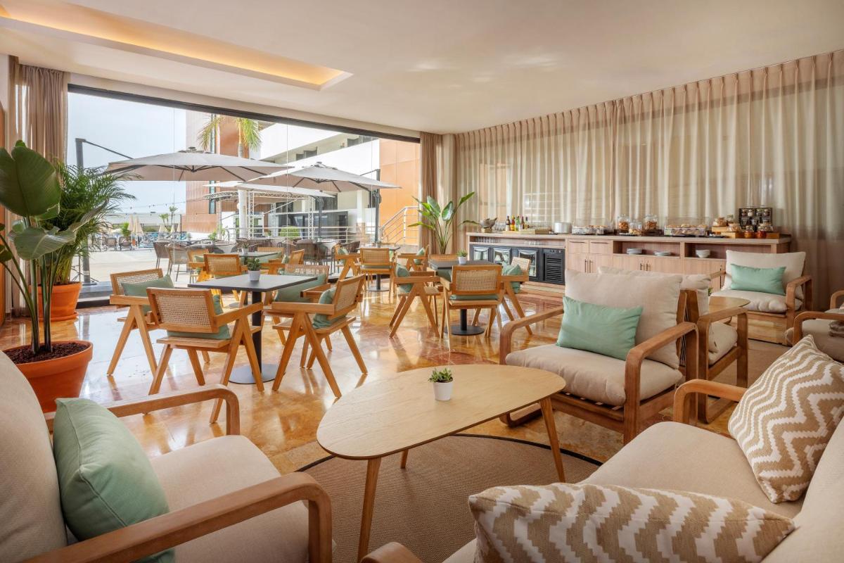 Zona de estar de AluaSoul Costa Adeje - Adults Only