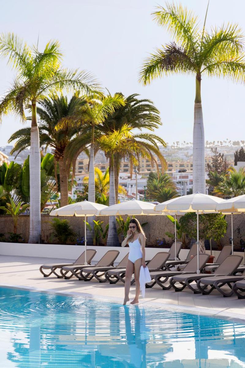 Piscina en o cerca de AluaSoul Costa Adeje - Adults Only