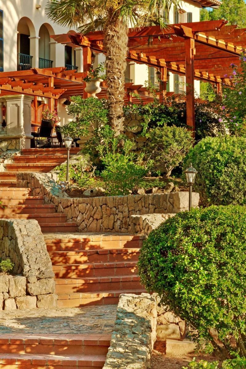 Jardín al aire libre en Sheraton Mallorca Arabella Golf Hotel