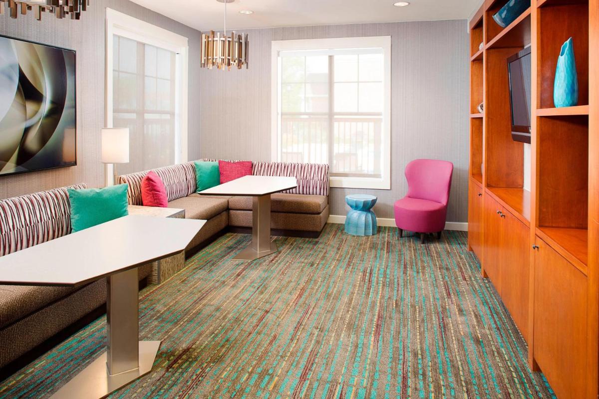Residence Inn by Marriott Roanoke Airport - Hizvo