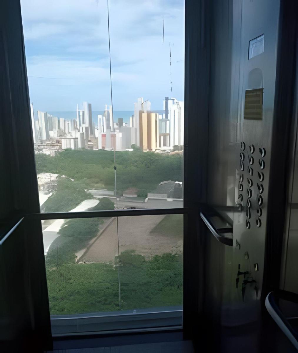 Espetacular Flat em Miramar "2" - Housity