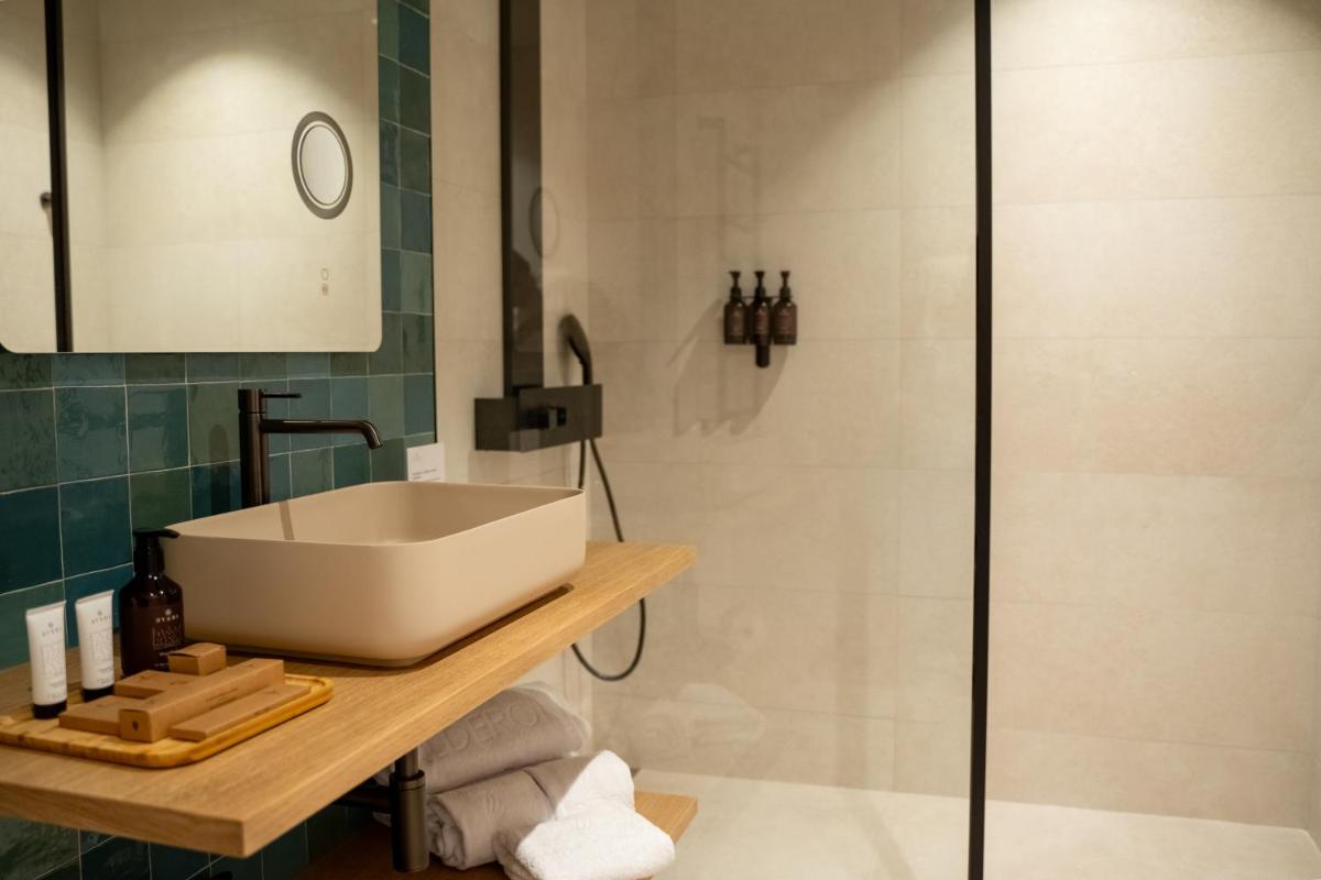 Un baño de Calderona Wellness