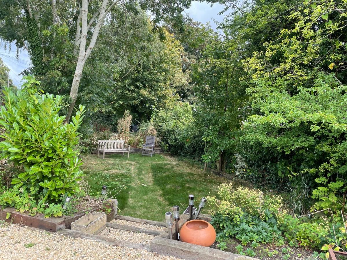 Bank Studio - luxury Cotswolds haven for two - Housity