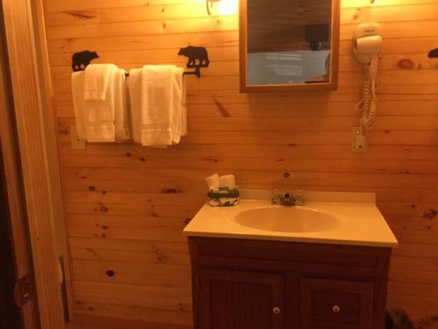 Blueberry Hill Motel - Housity