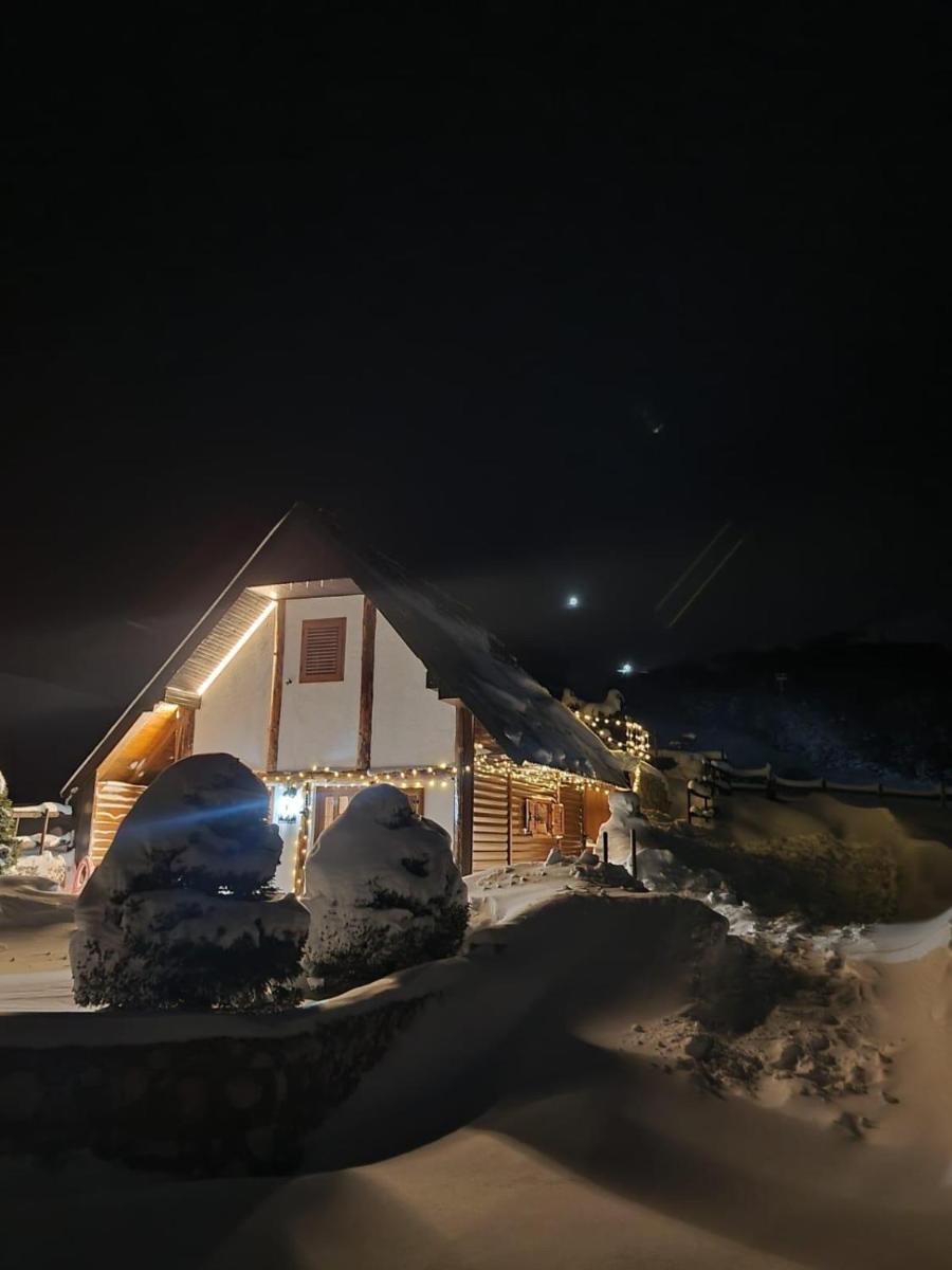 NV Mountain House - Housity