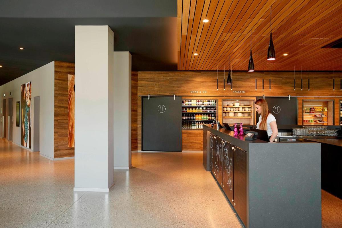 Moxy Munich Airport - Housity