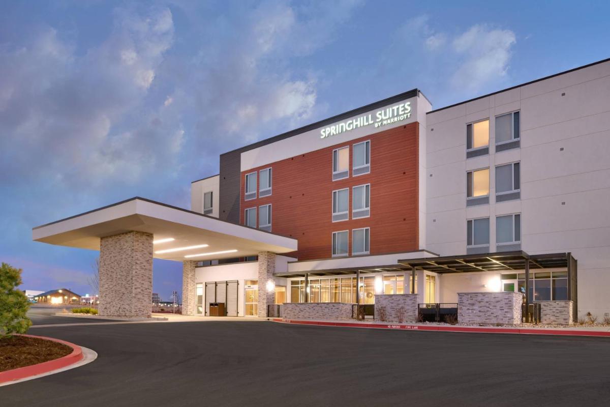 Springhill Suites by Marriott Colorado Springs North/Air Force Academy - Housity