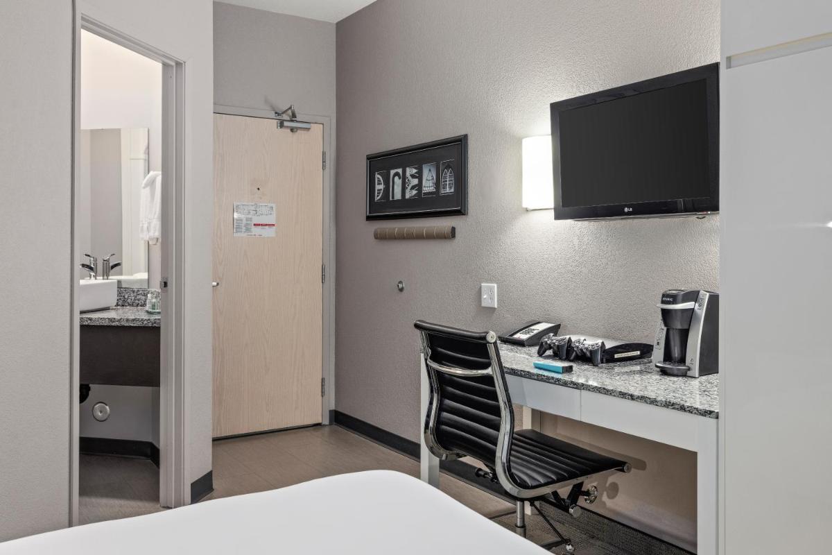 Home Inn Medicine Hat - Housity
