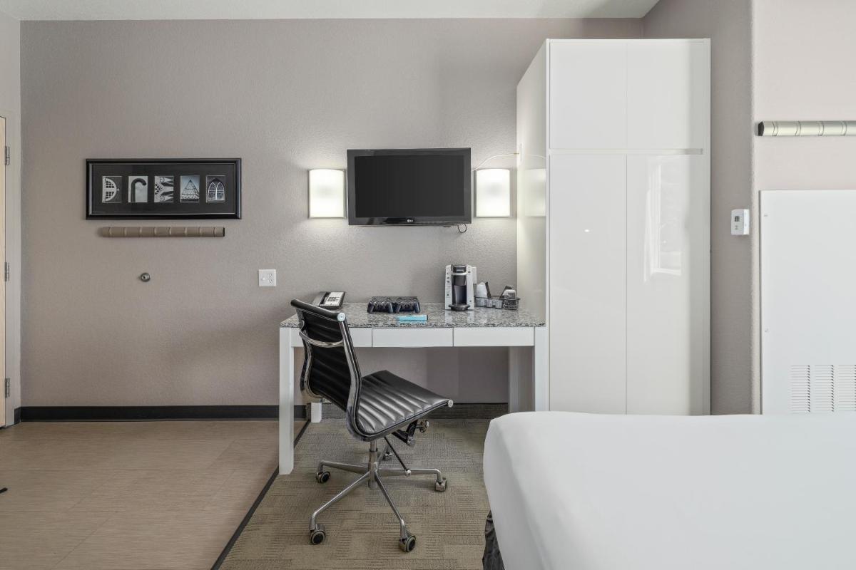 Home Inn Medicine Hat - Housity