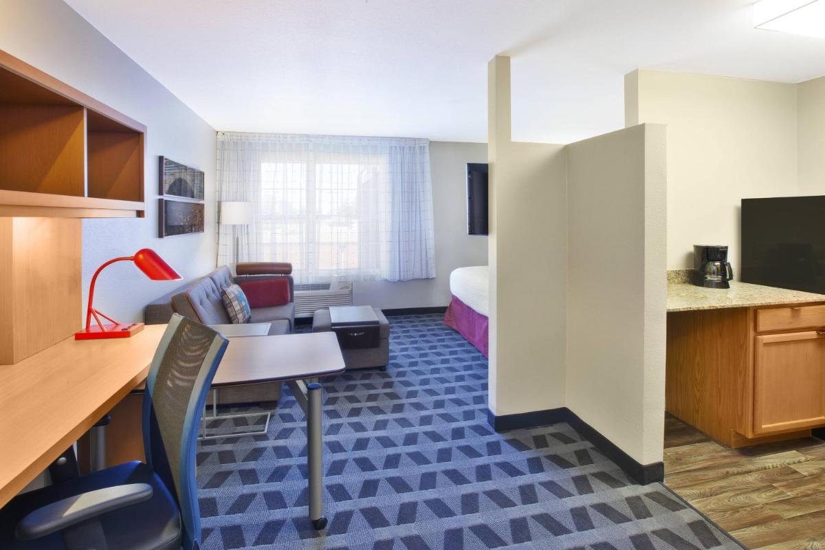 TownePlace Suites Minneapolis-St. Paul Airport/Eagan - Housity