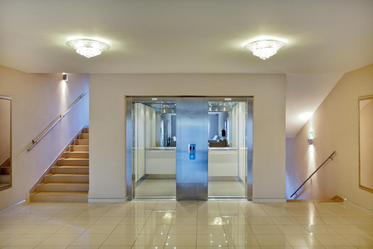 Suitetrails - Golden Fish Hotel Apartments