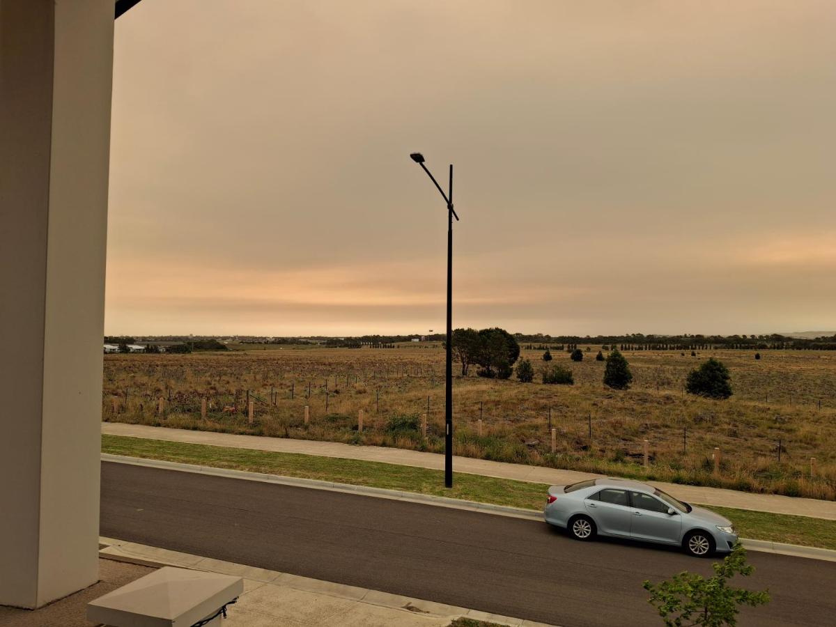 Room stay- 25 min to Melbourne Airport and next to Hume Freeway - Housity