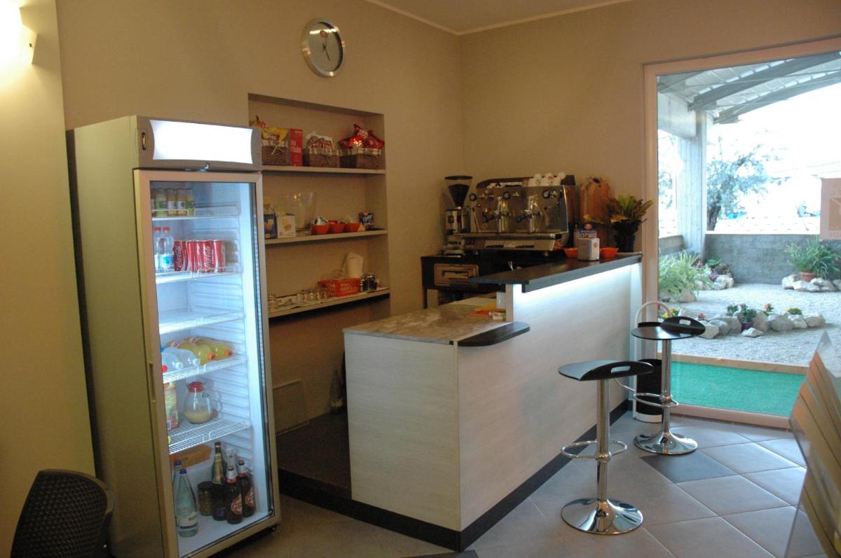 Hotel 4 Strade - Housity